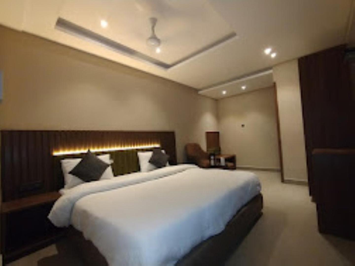 The Gagan Plaza Hotel Kanpur Dış mekan fotoğraf