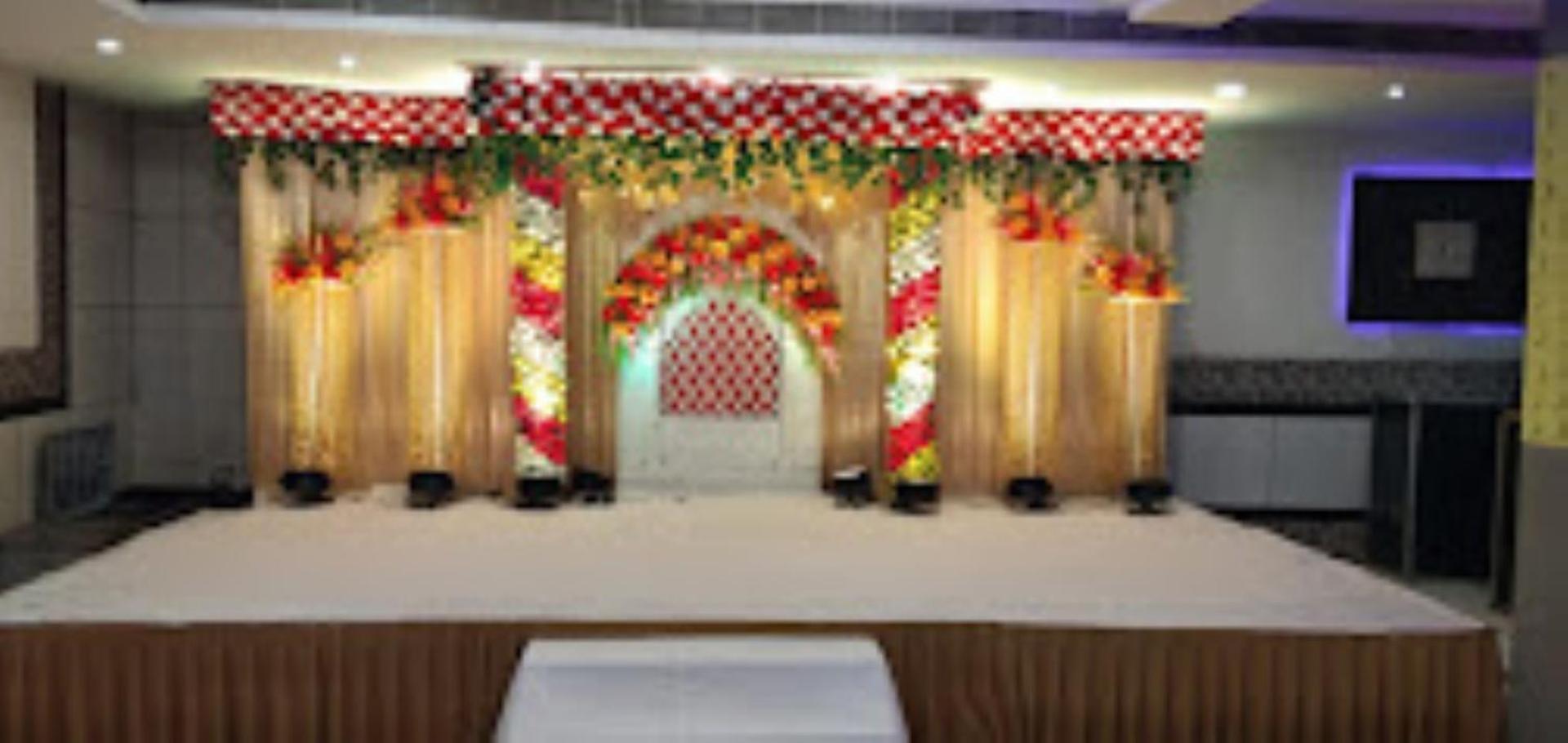 The Gagan Plaza Hotel Kanpur Dış mekan fotoğraf